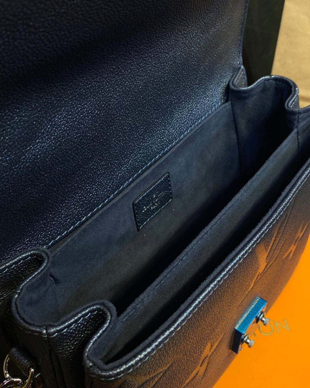 Сумка Louis Vuitton Pochette
