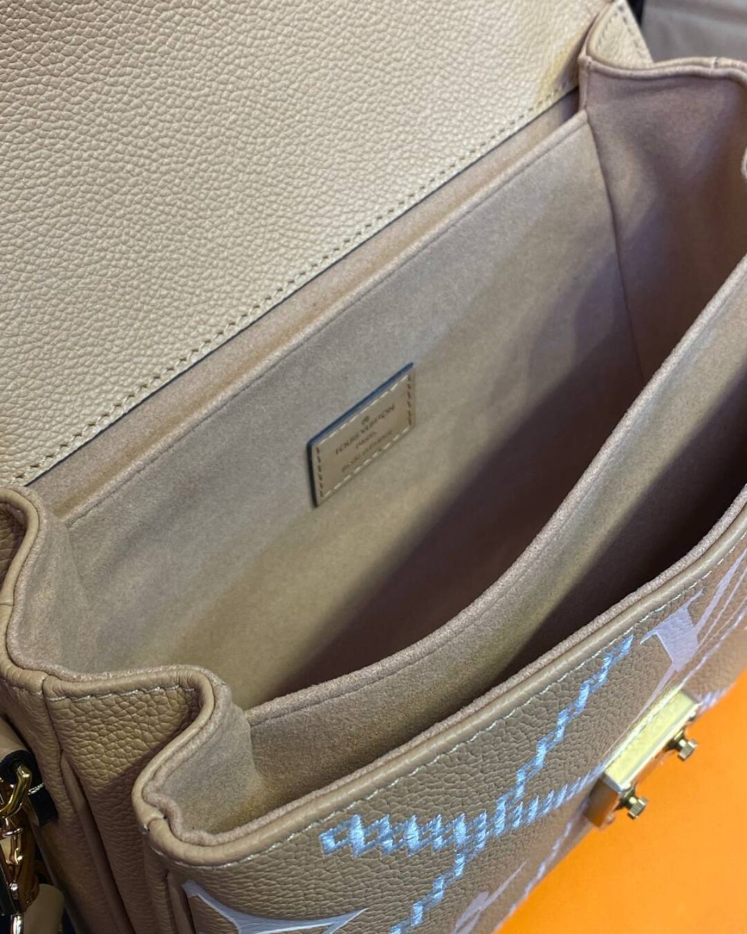 Сумка Louis Vuitton Pochette Metis