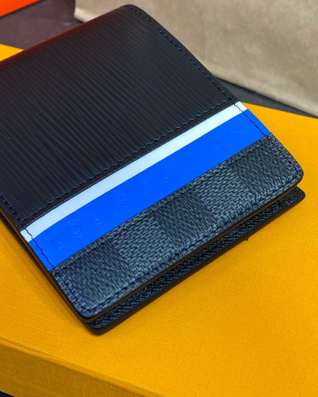 Кошелёк Louis Vuitton