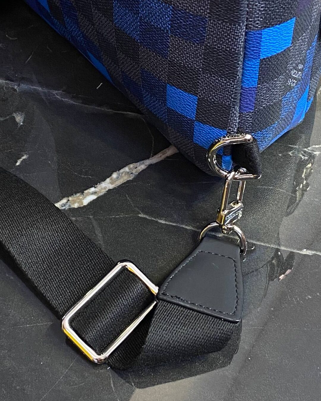 Сумка Louis Vuitton Avenue
