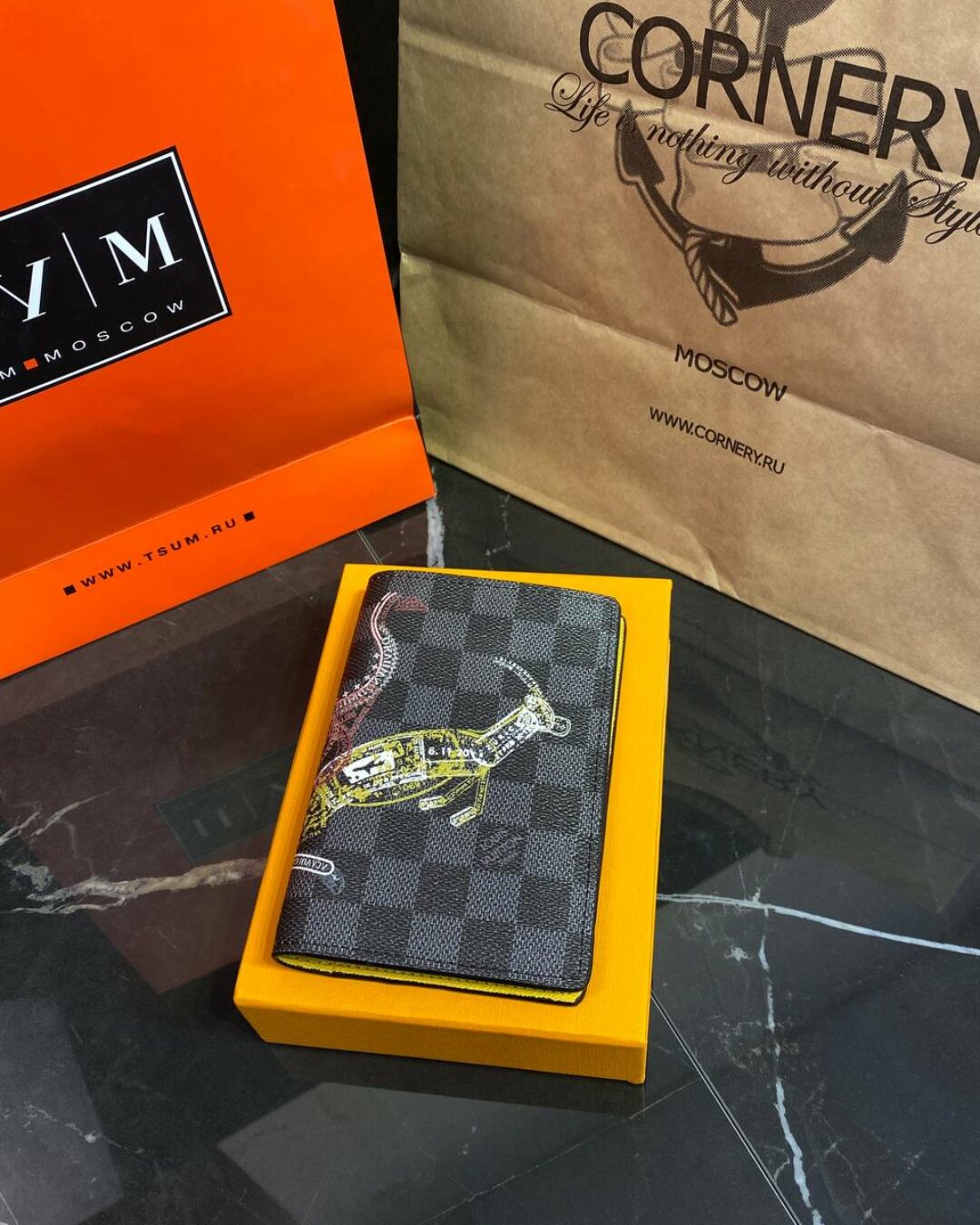 Обложка для паспорта Louis Vuitton