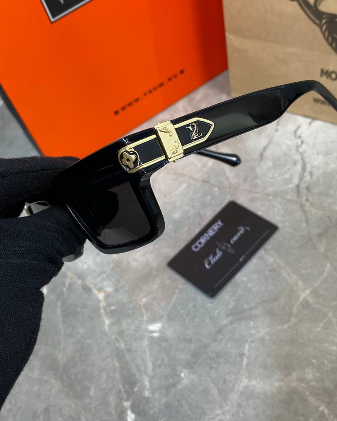 Очки Louis Vuitton