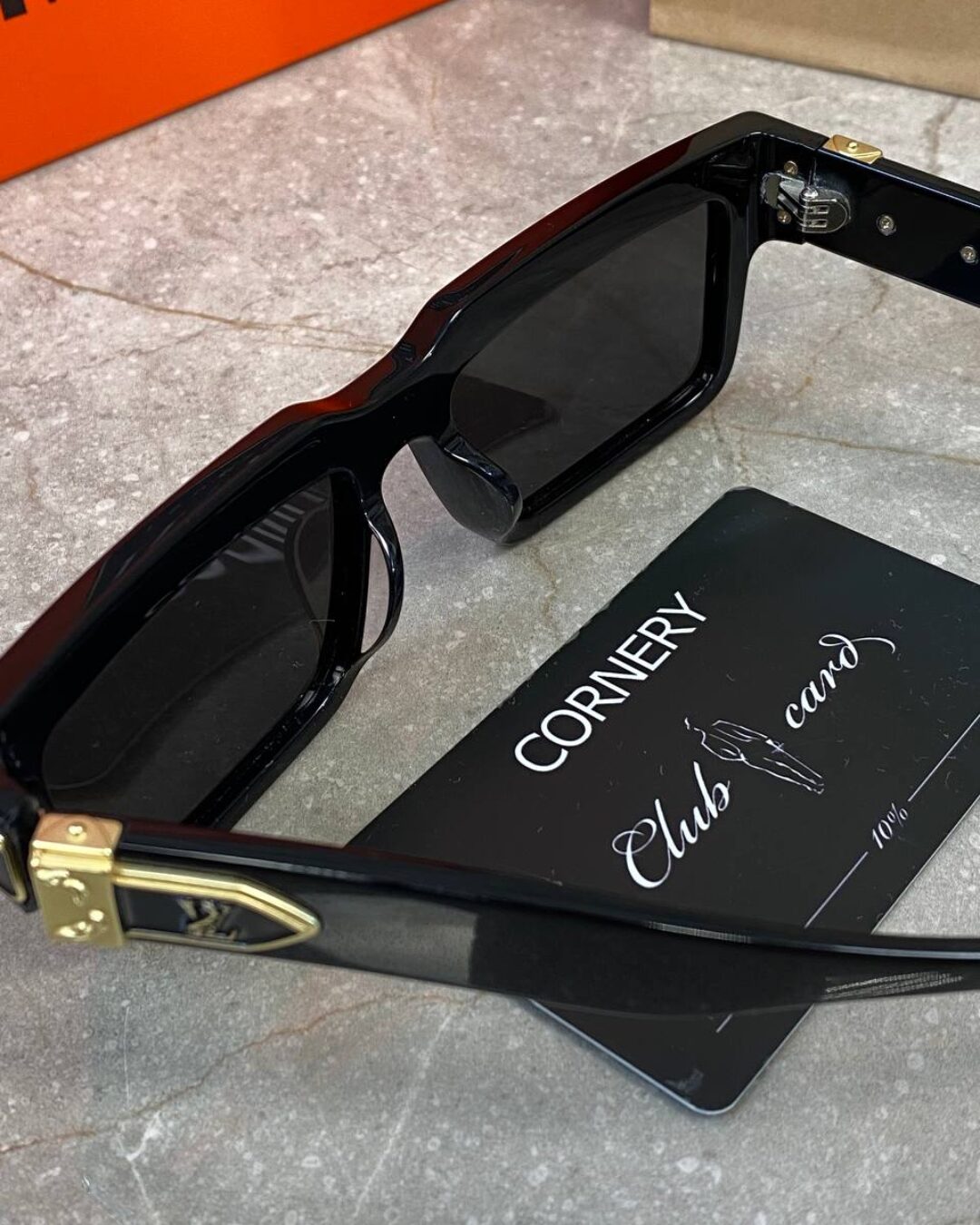 Очки Louis Vuitton