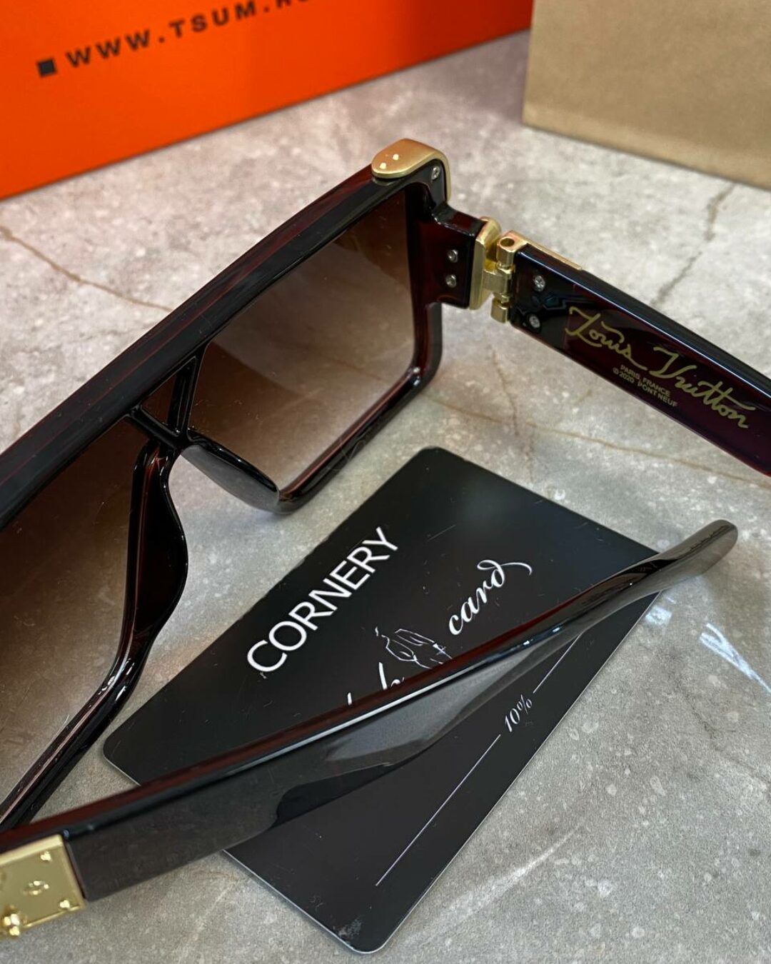 Очки Louis Vuitton