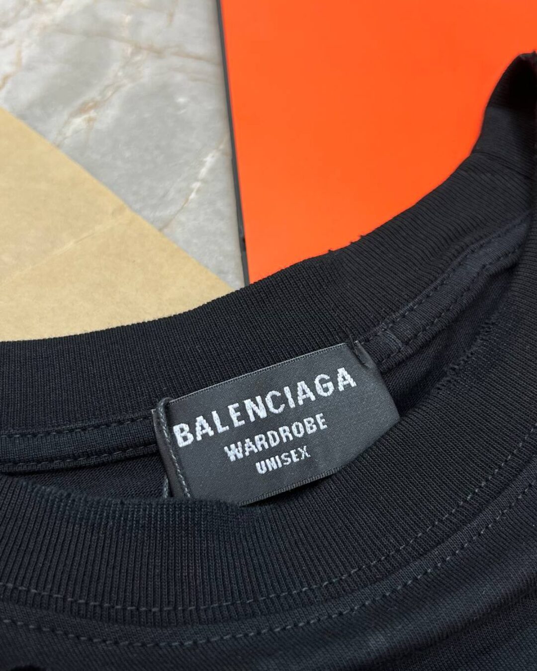 Футболка Balenciaga — фото 8