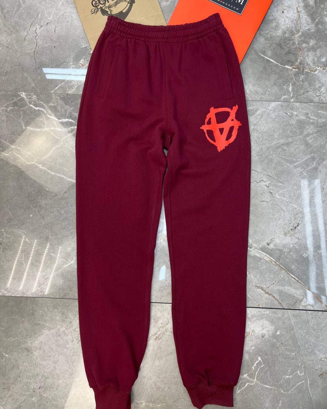 Спортивные штаны Vetements