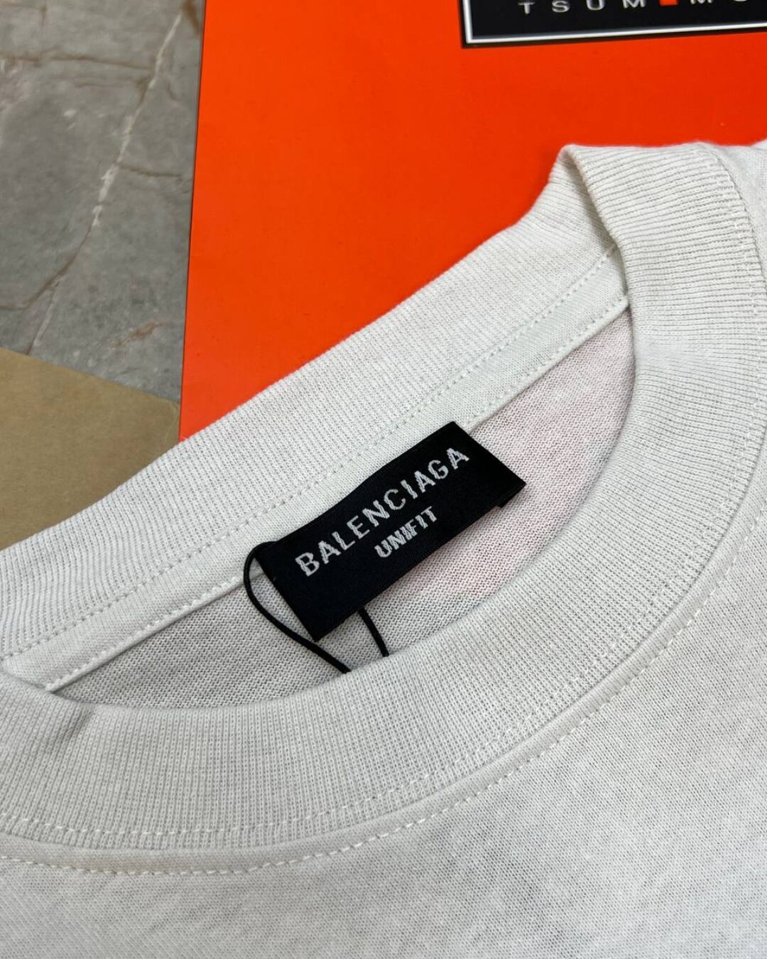 Футболка Balenciaga — фото 6