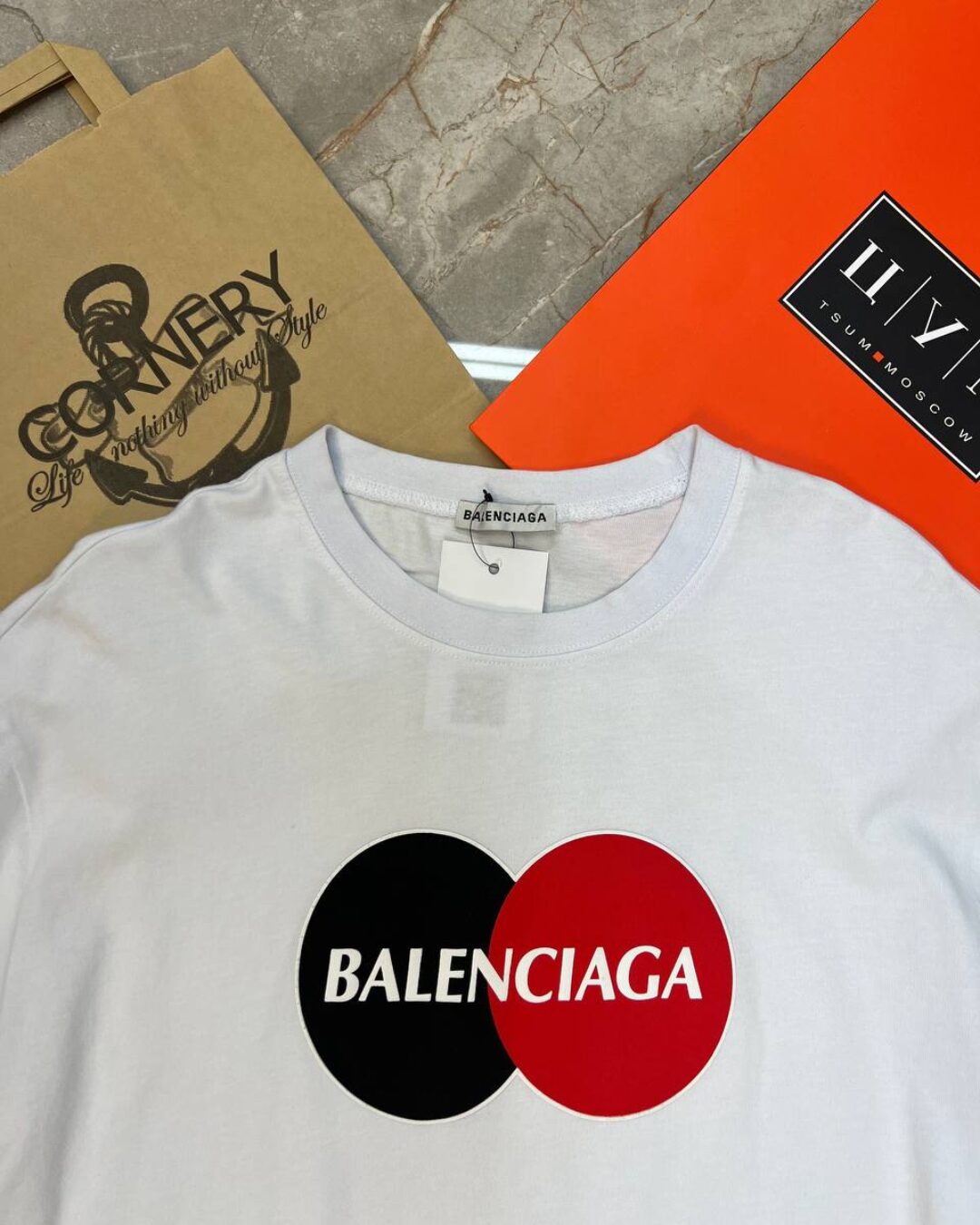 Футболка Balenciaga — фото 6
