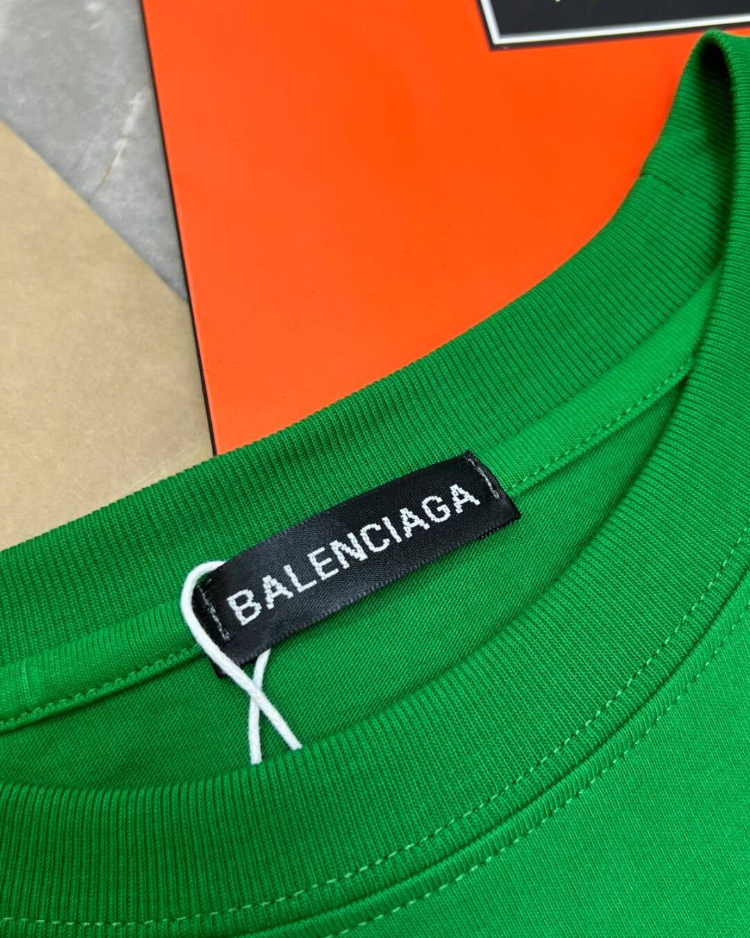 Футболка Balenciaga — фото 9