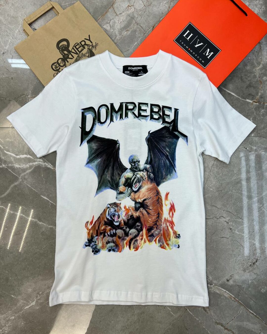 Футболка Domrebel