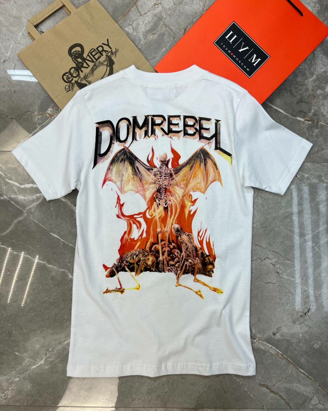 Футболка Domrebel