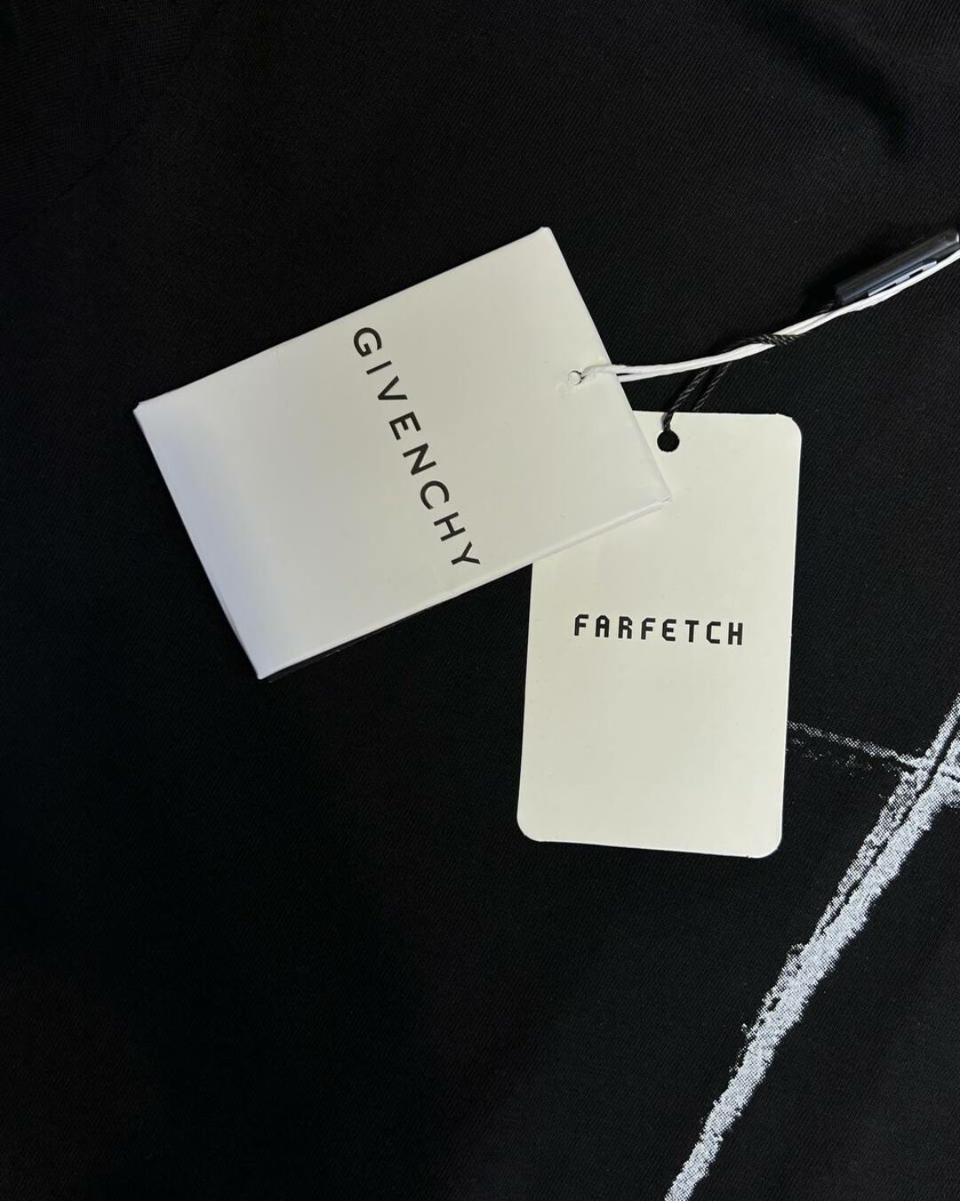 Футболка Givenchy