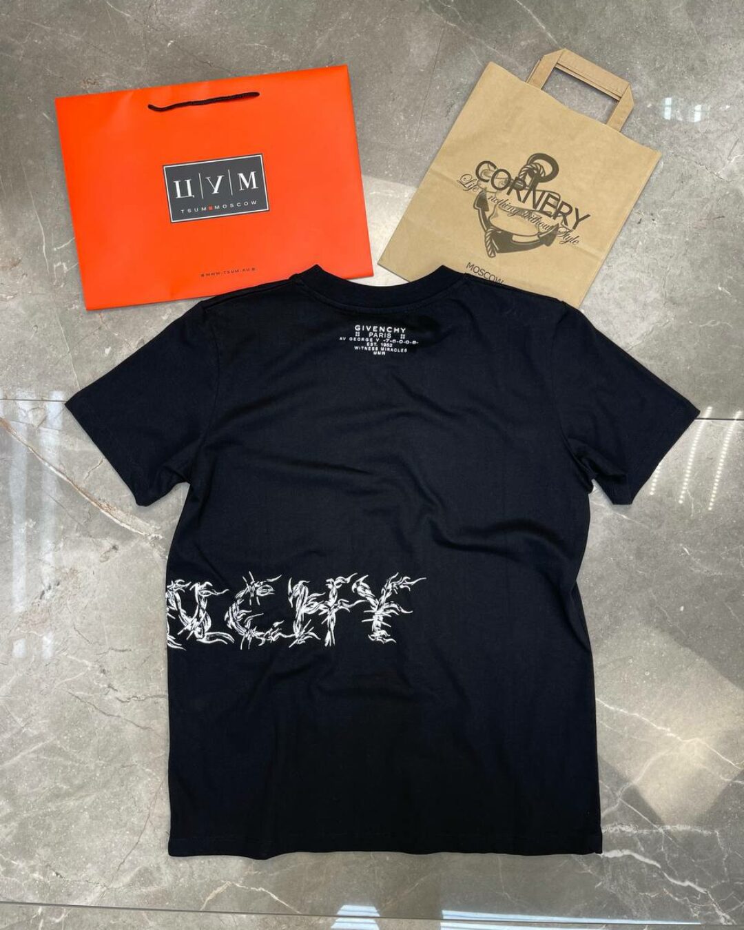 Футболка Givenchy