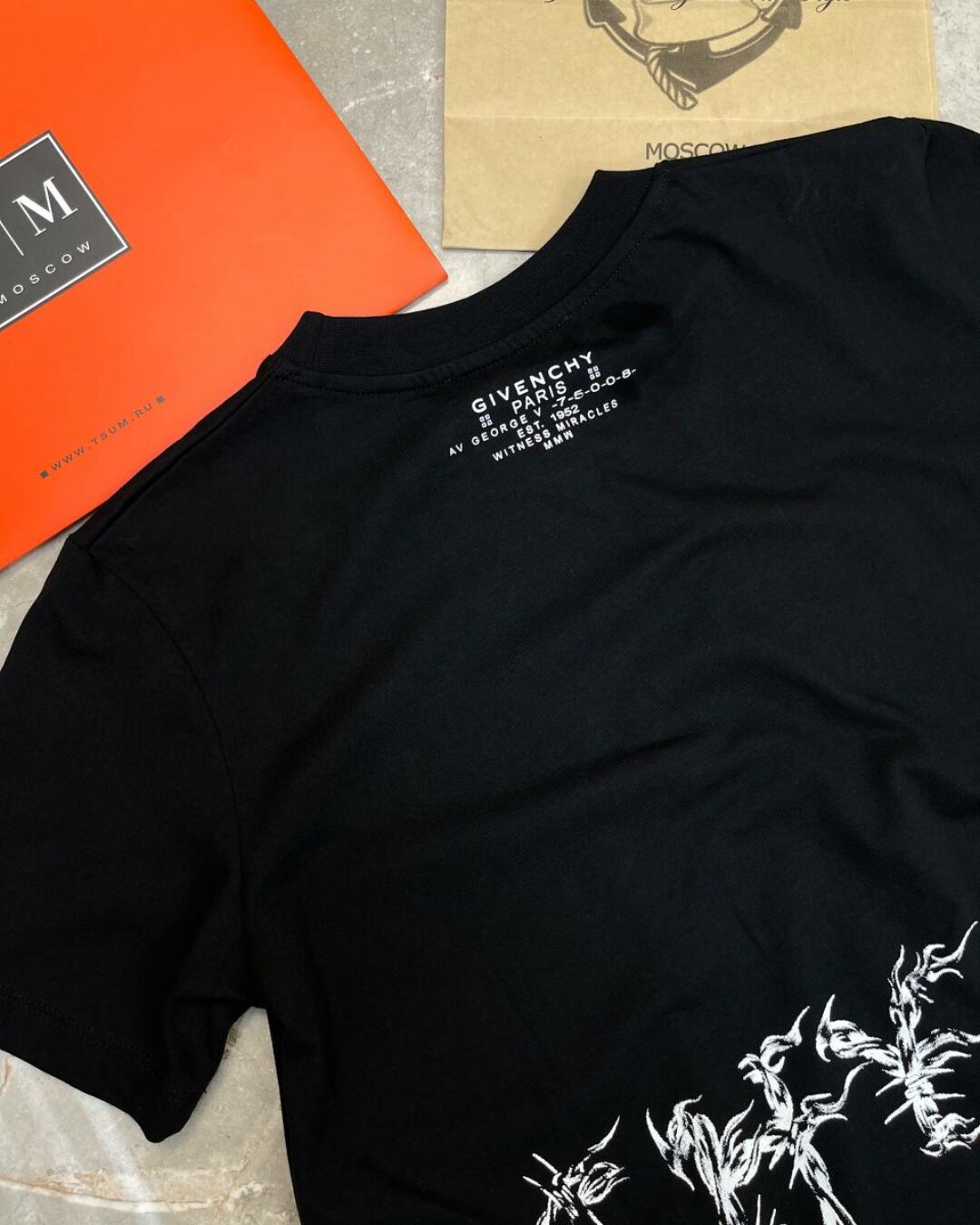 Футболка Givenchy