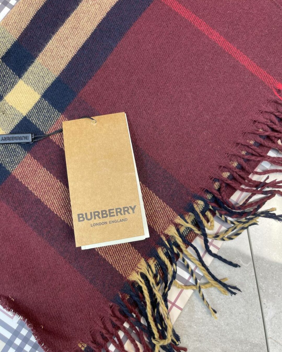 Шарф Burberry