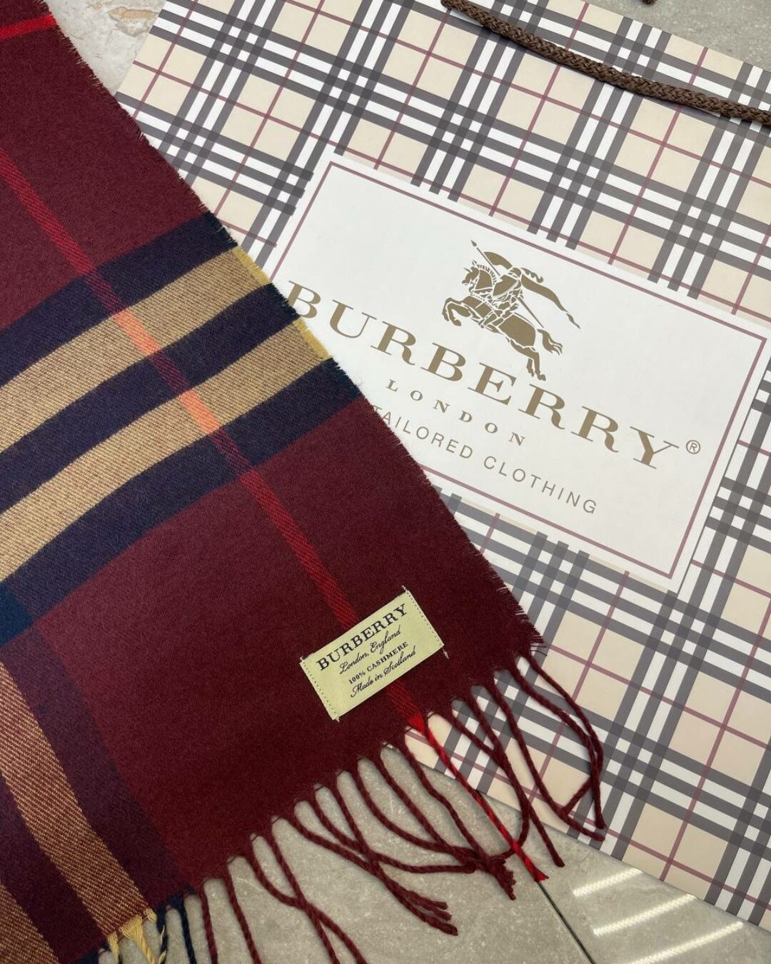 Шарф Burberry