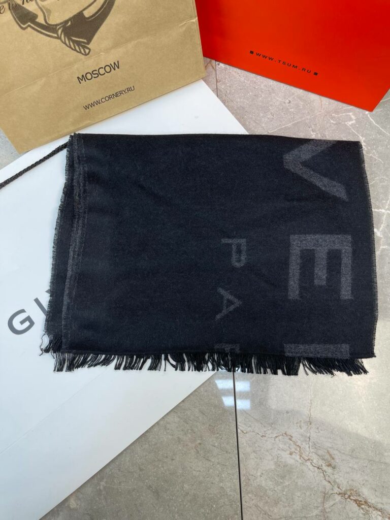 Шарф Givenchy