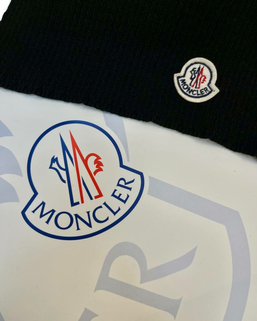 Шарф Moncler