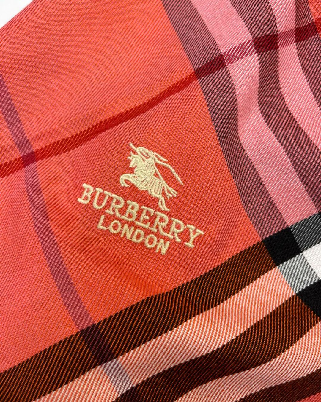 Шарф Burberry