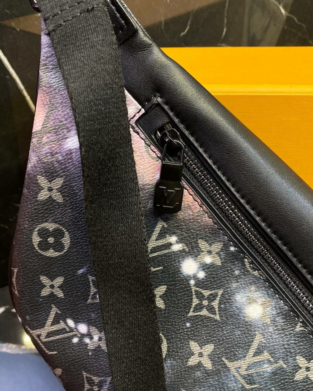 Сумка Louis Vuitton Campus