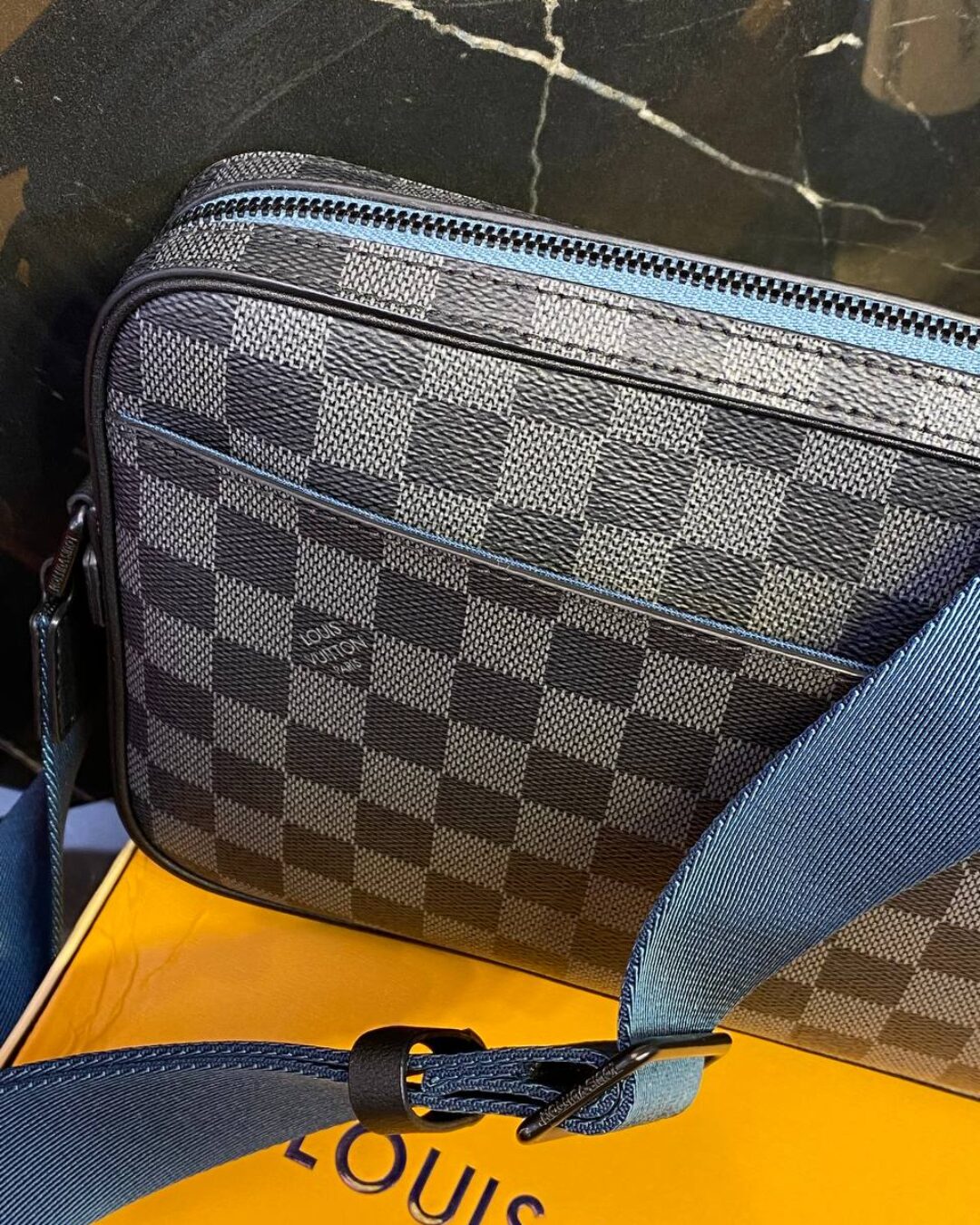 Сумка Louis Vuitton Alpha Damier Graphite