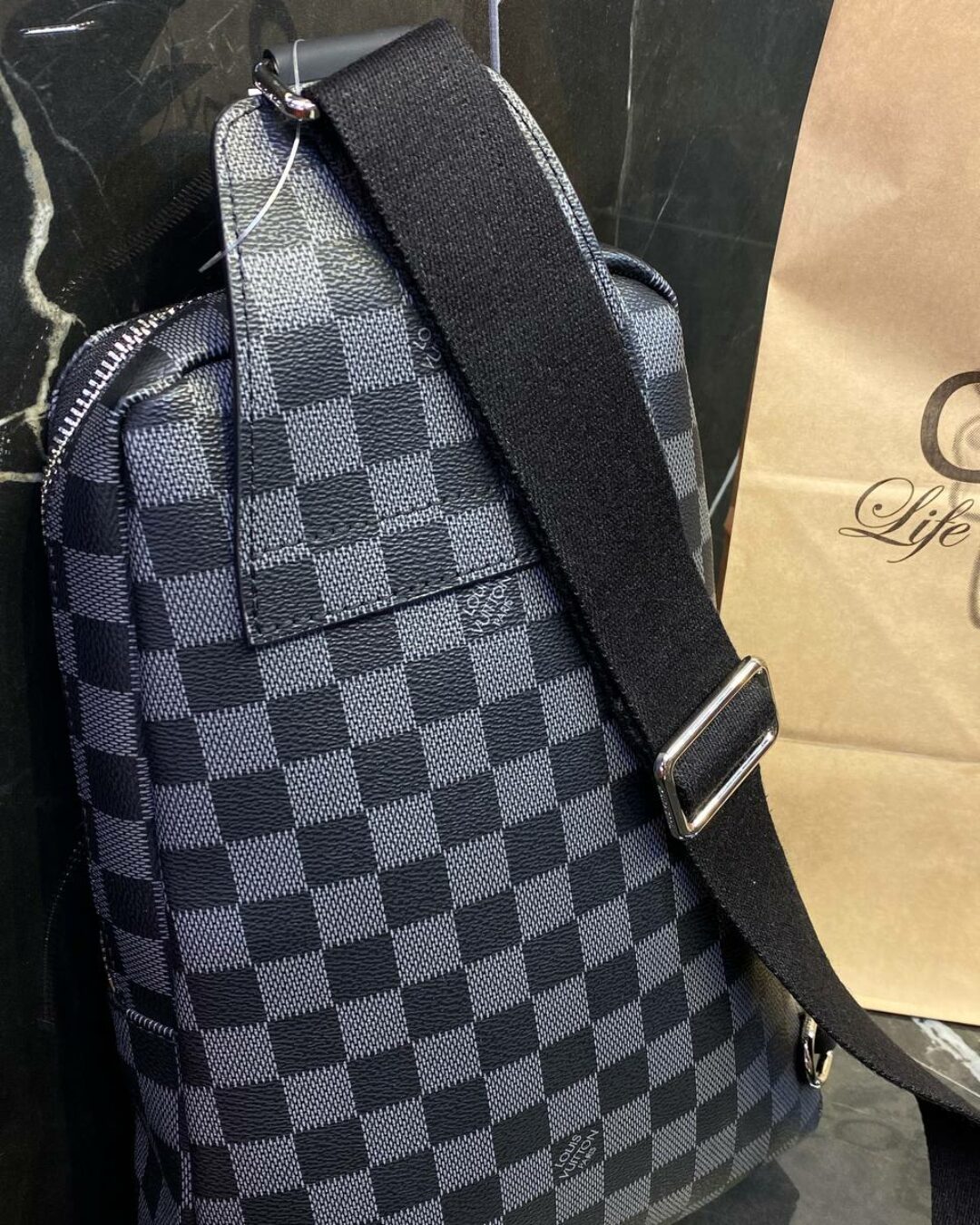 Сумка Louis Vuitton Avenue