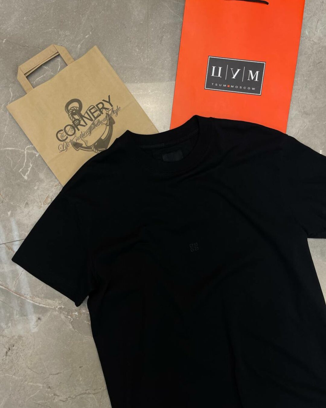 Футболка Givenchy