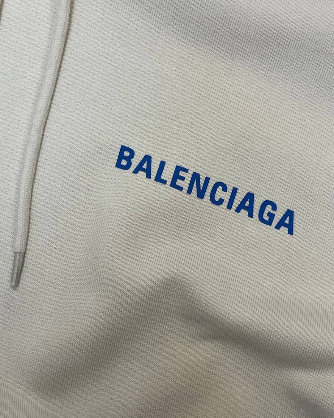 Худи Balenciaga — фото 3