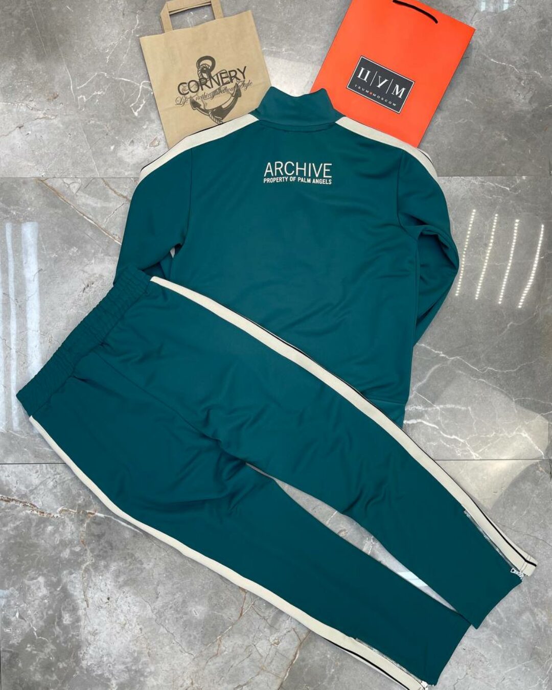 Спортивный костюм Moncler