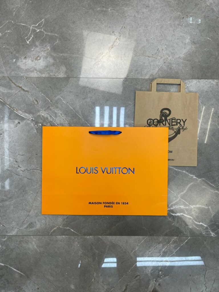 Пакет Louis Vuitton