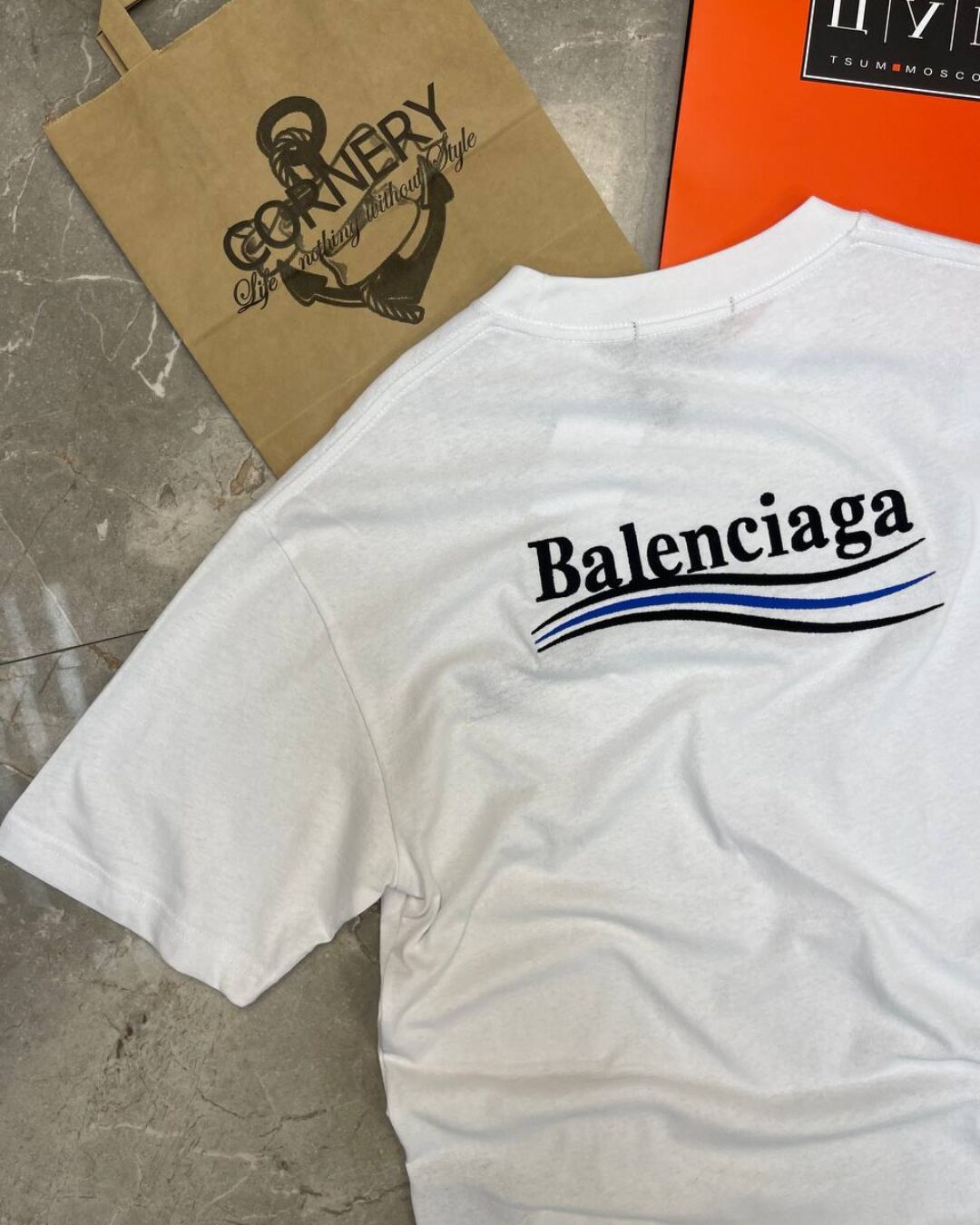 Футболка Balenciaga — фото 6