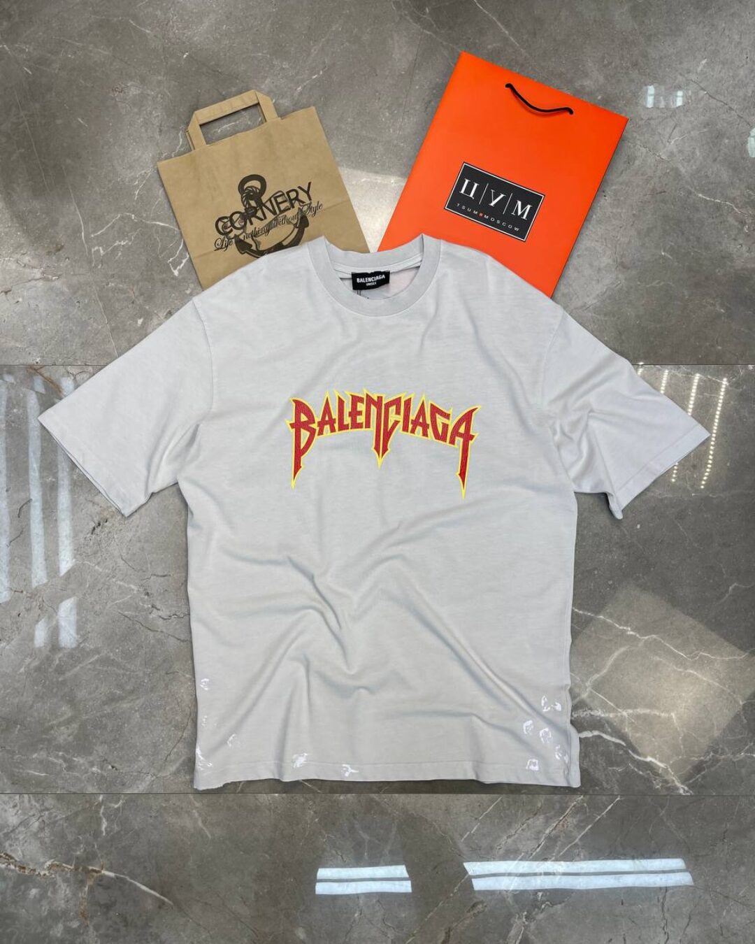 Футболка Balenciaga