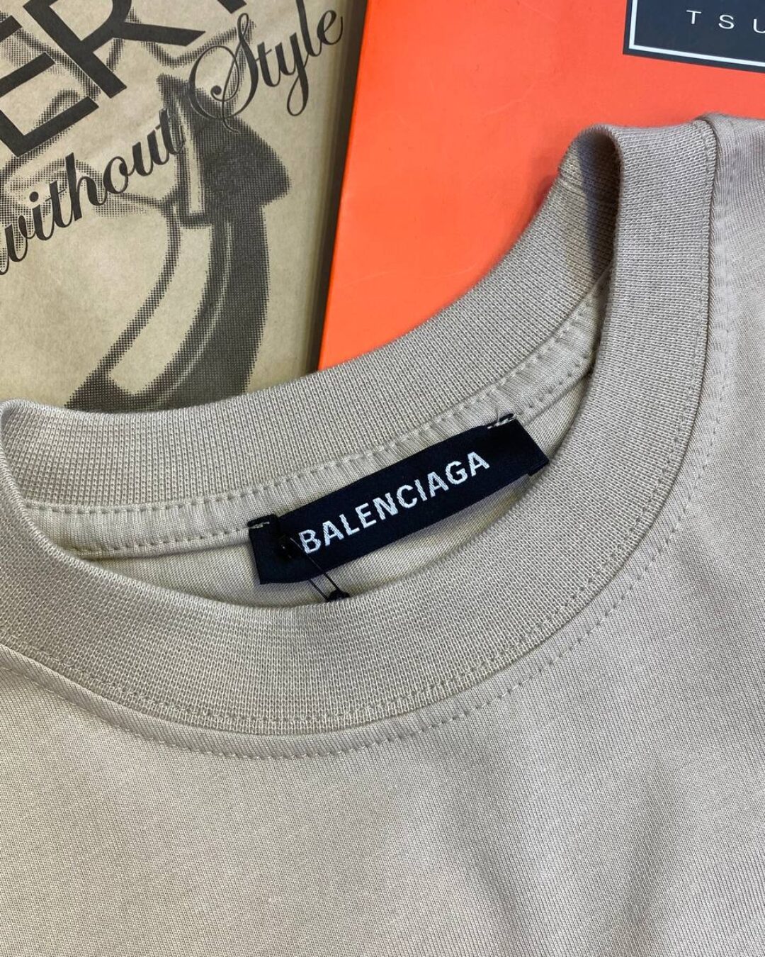 Футболка Balenciaga — фото 4