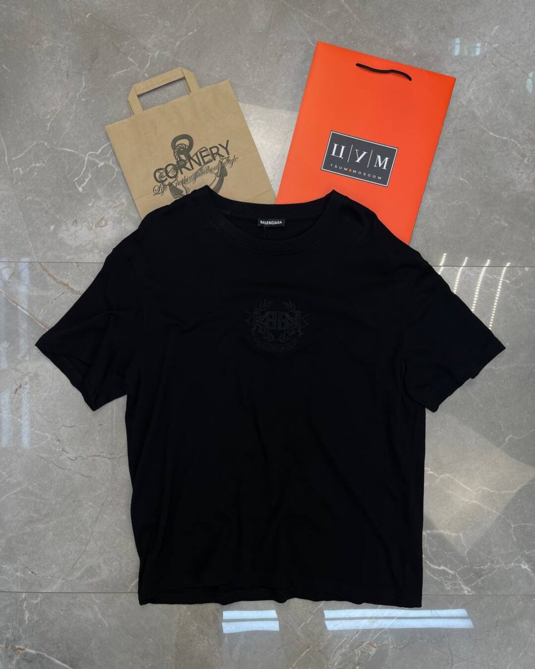 Футболка Balenciaga