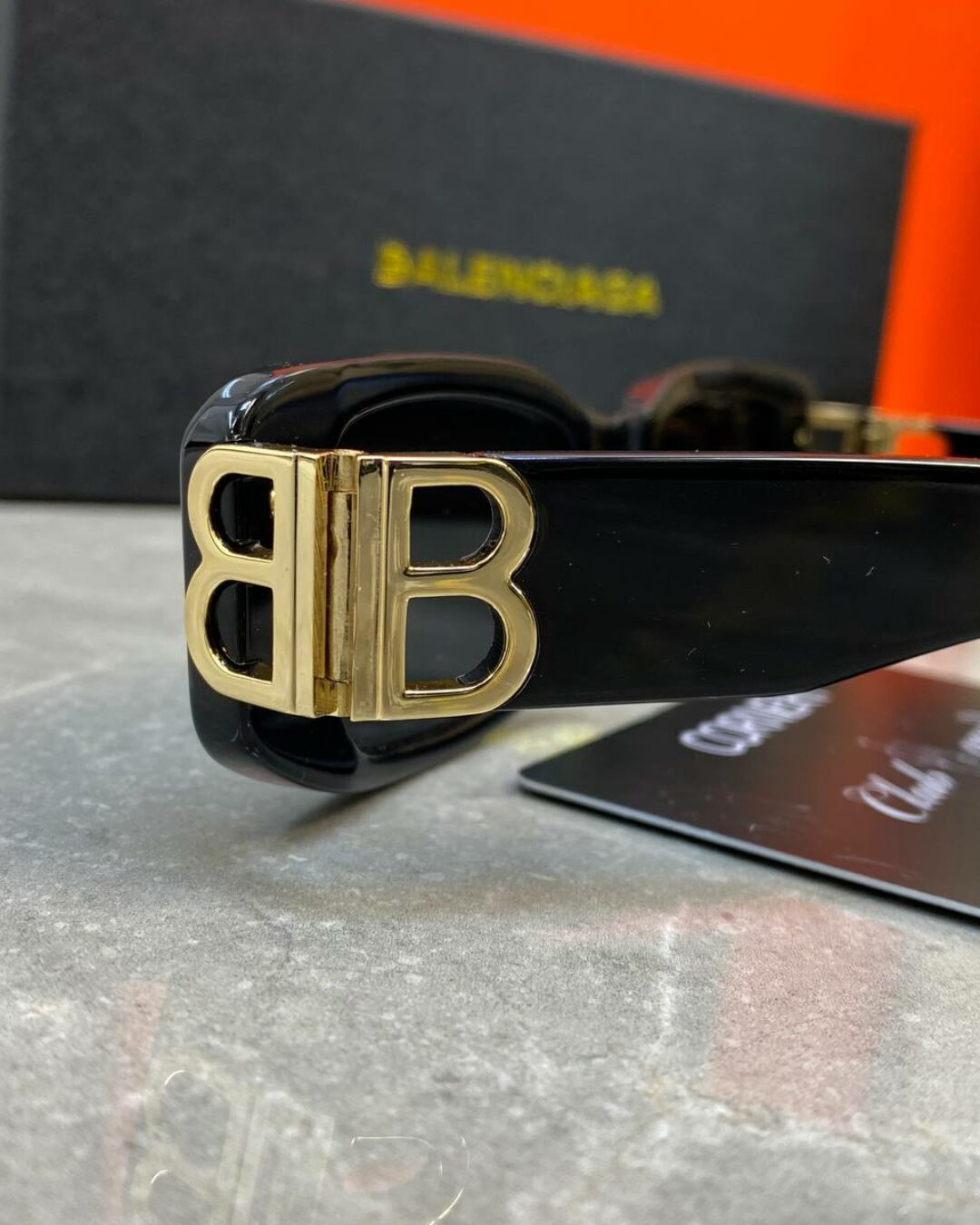 Очки Balenciaga