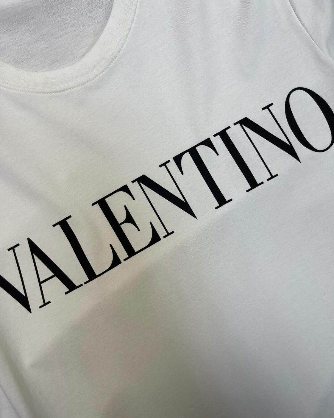 Футболка Valentino