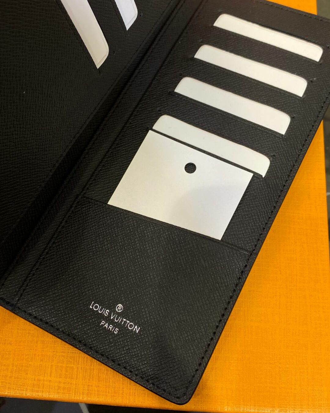 Кошелёк Louis Vuitton