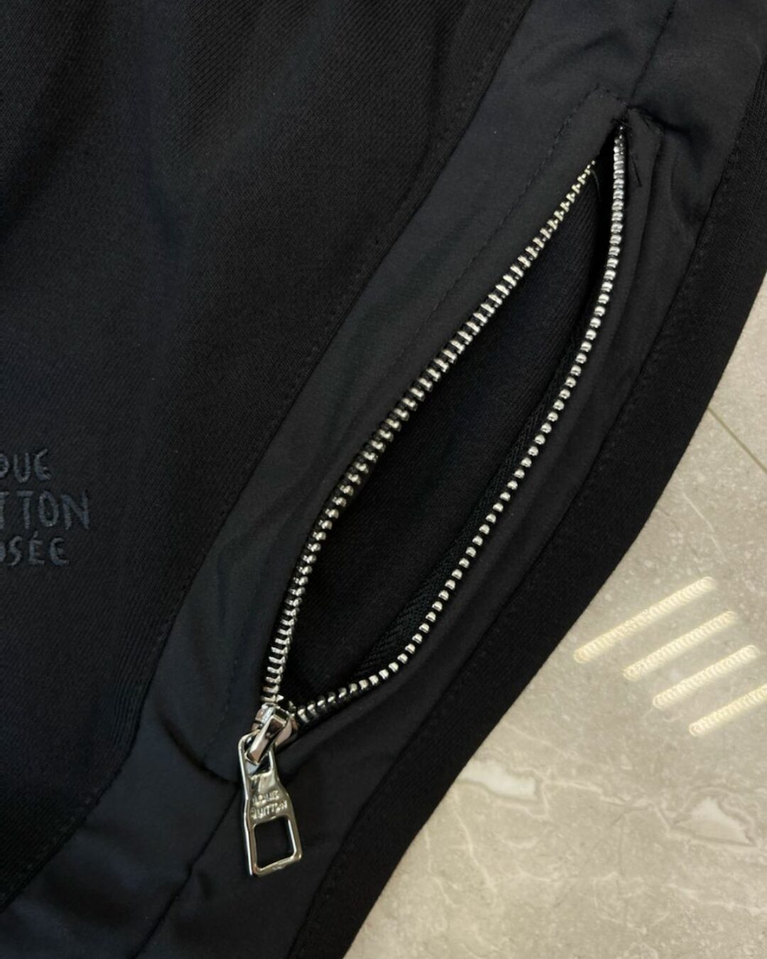 Штаны Louis Vuitton