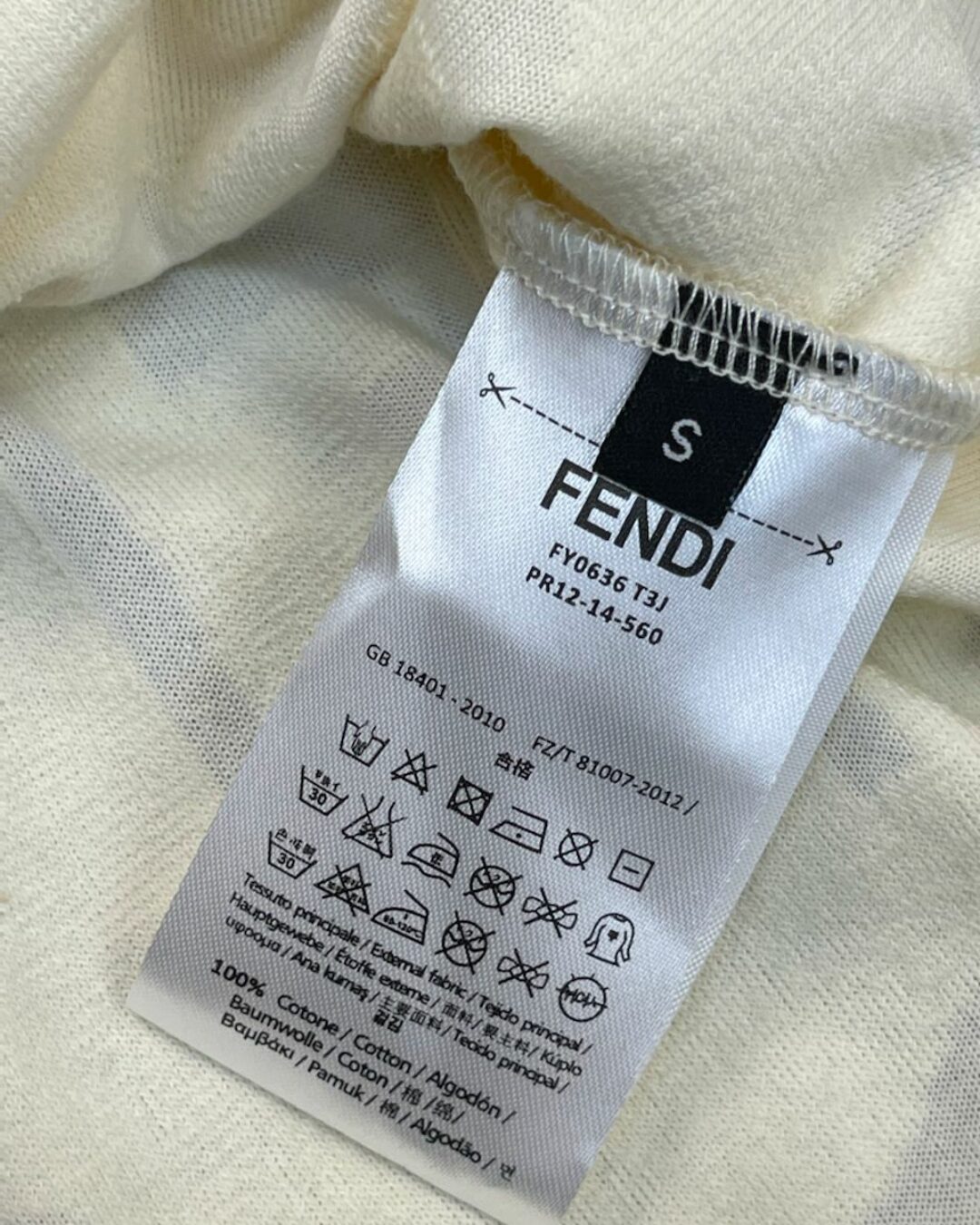 Футболка Fendi