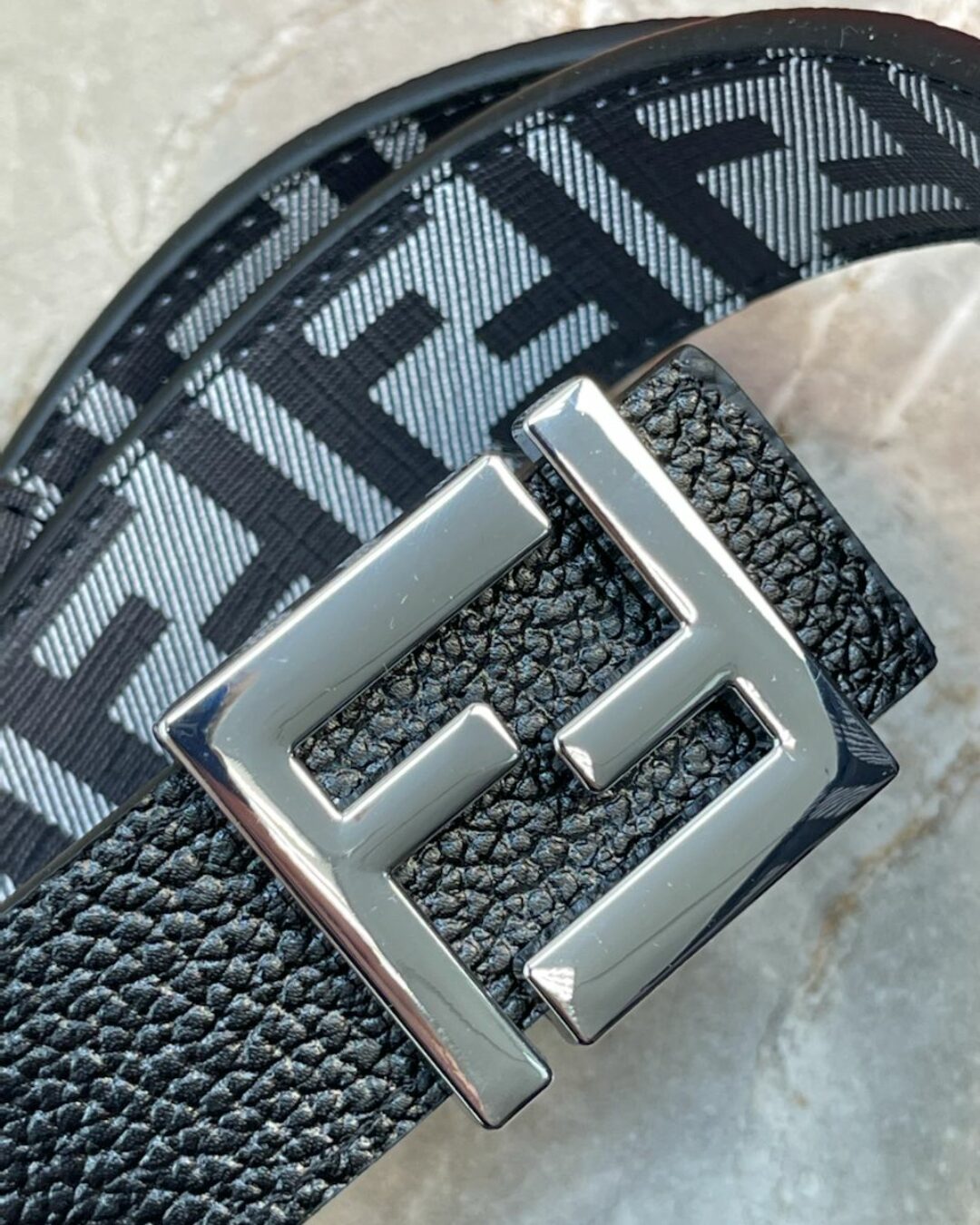 Ремень Fendi