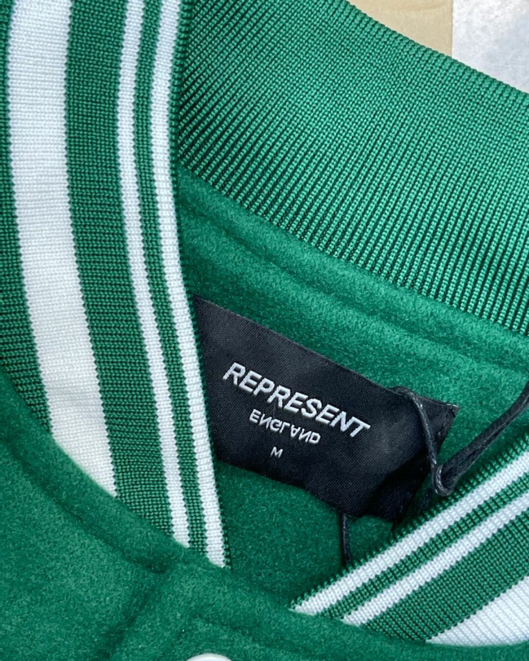 Бомбер Represent