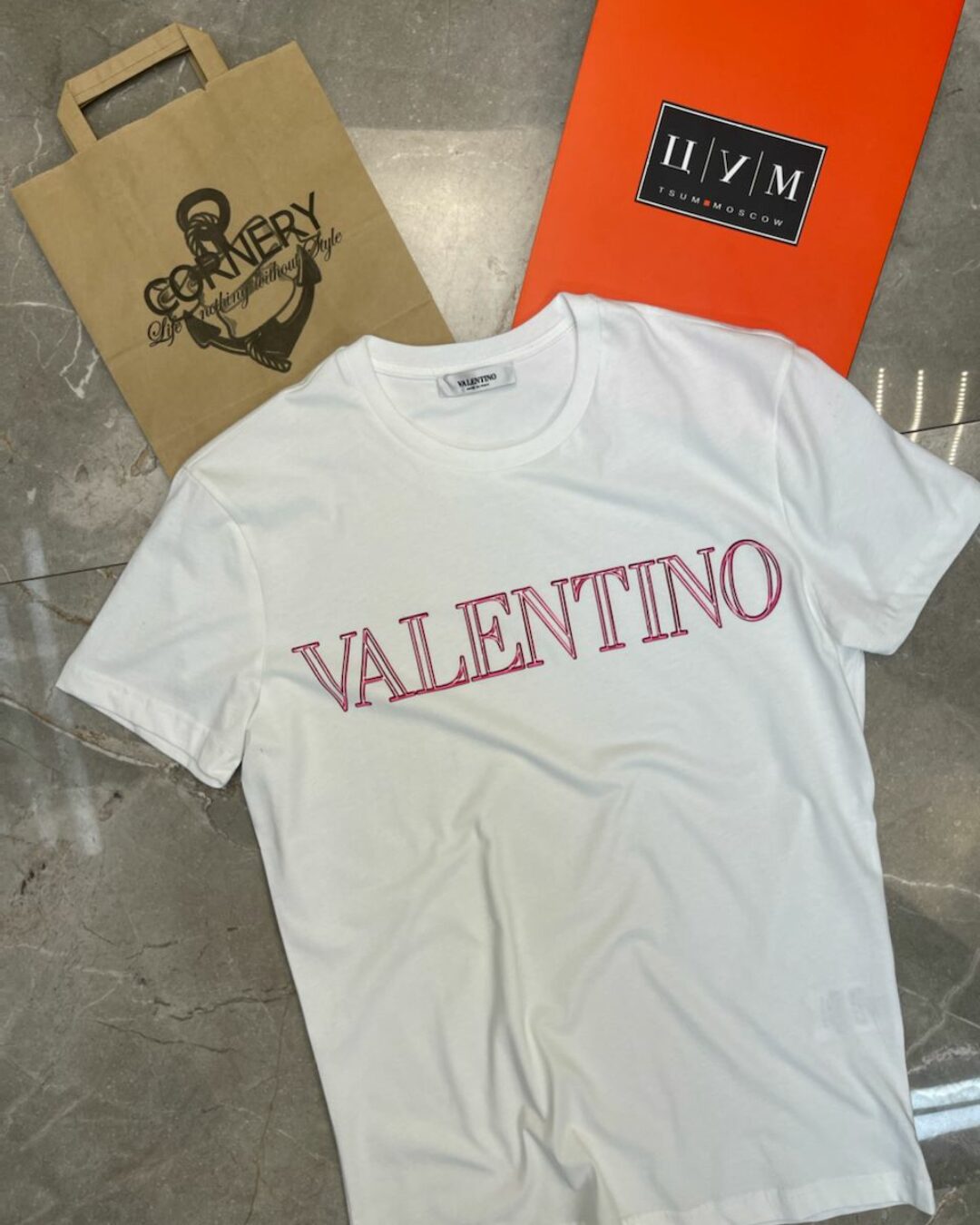 Футболка Valentino