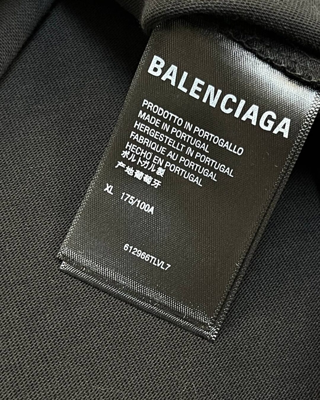 Костюм Balenciaga — фото 8