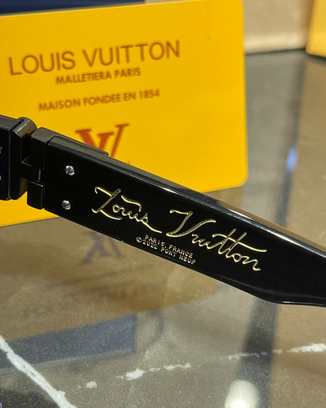 Очки Louis Vuitton