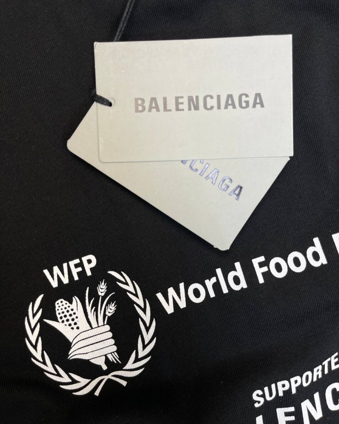 Футболка Balenciaga — фото 8