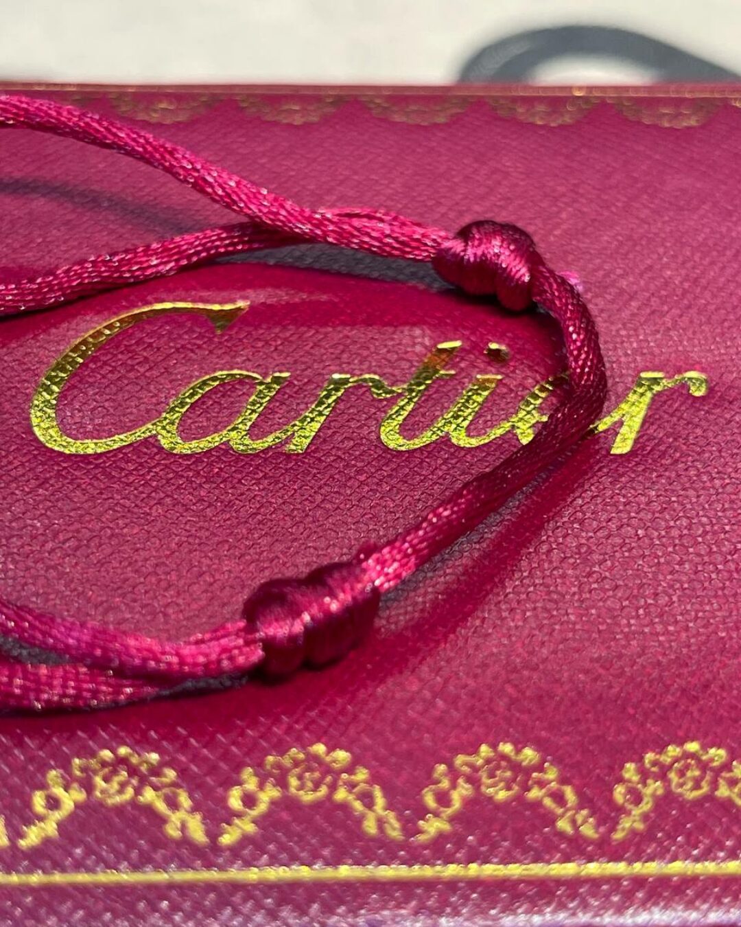 Браслет Cartier Trinity Red
