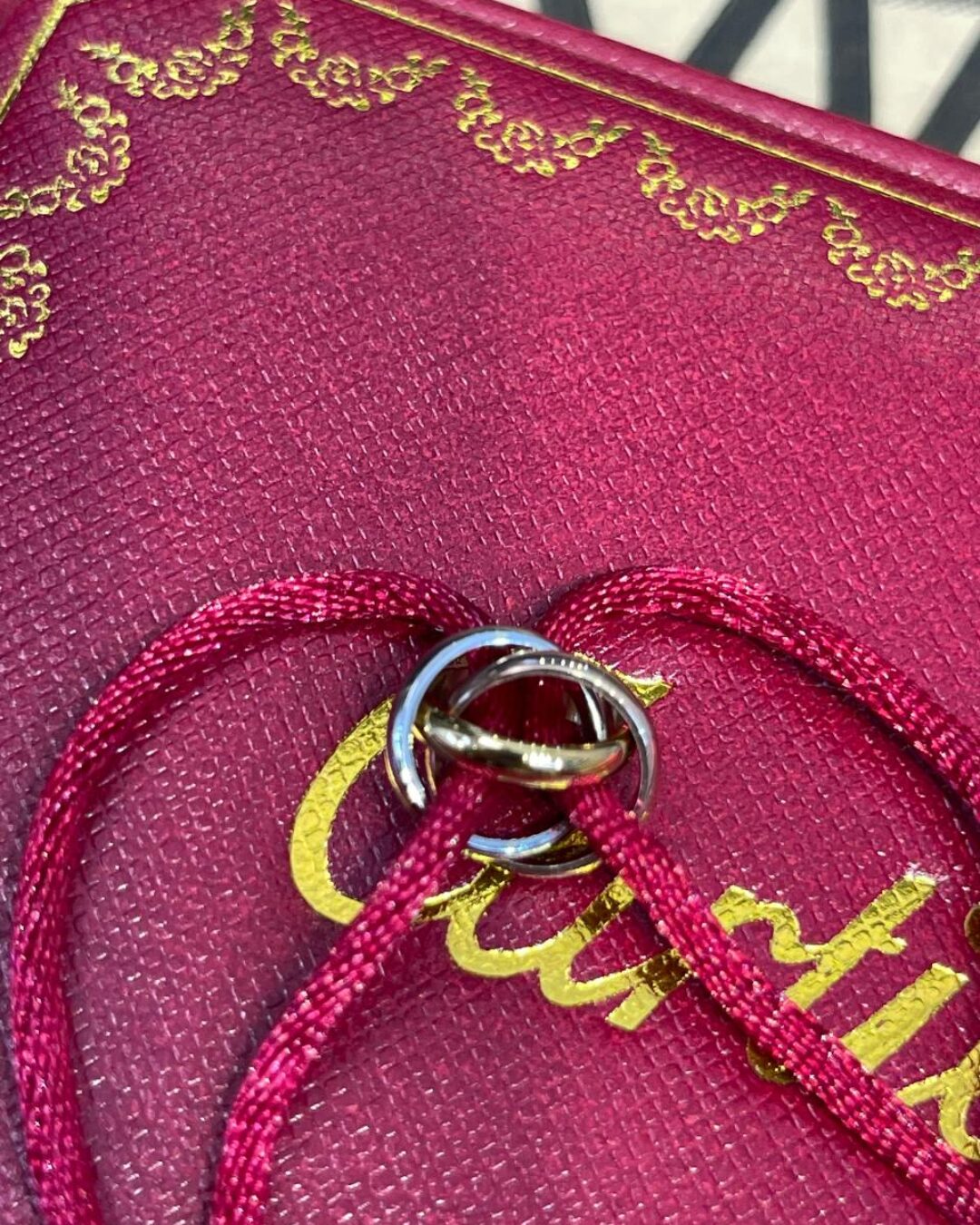 Браслет Cartier Trinity Red