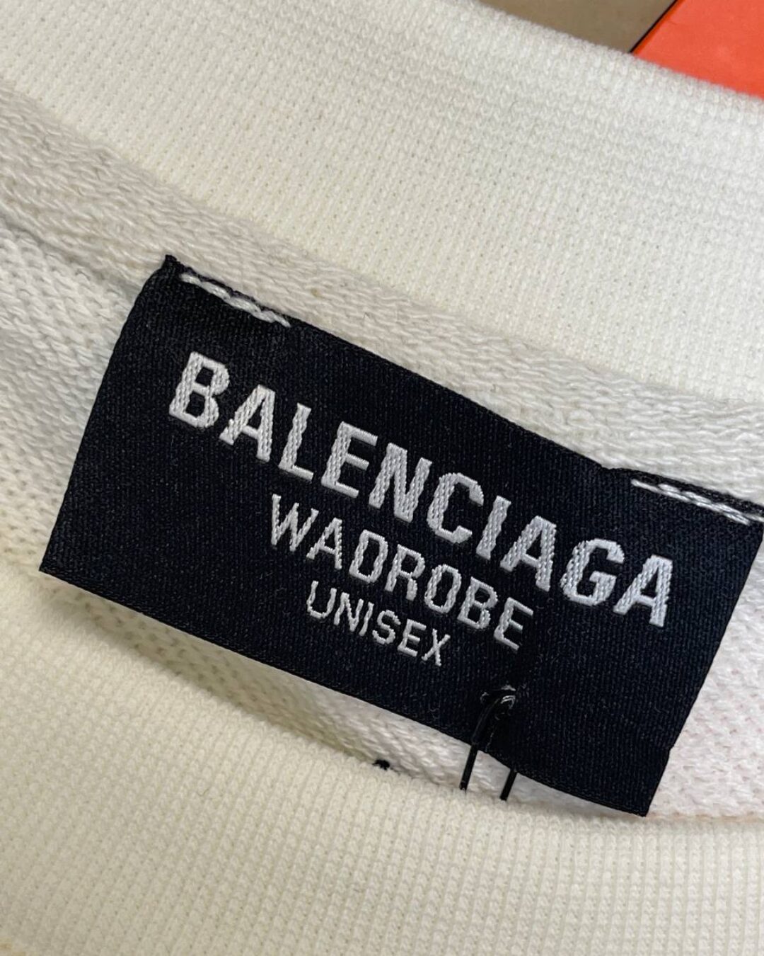 Кофта Balenciaga — фото 6