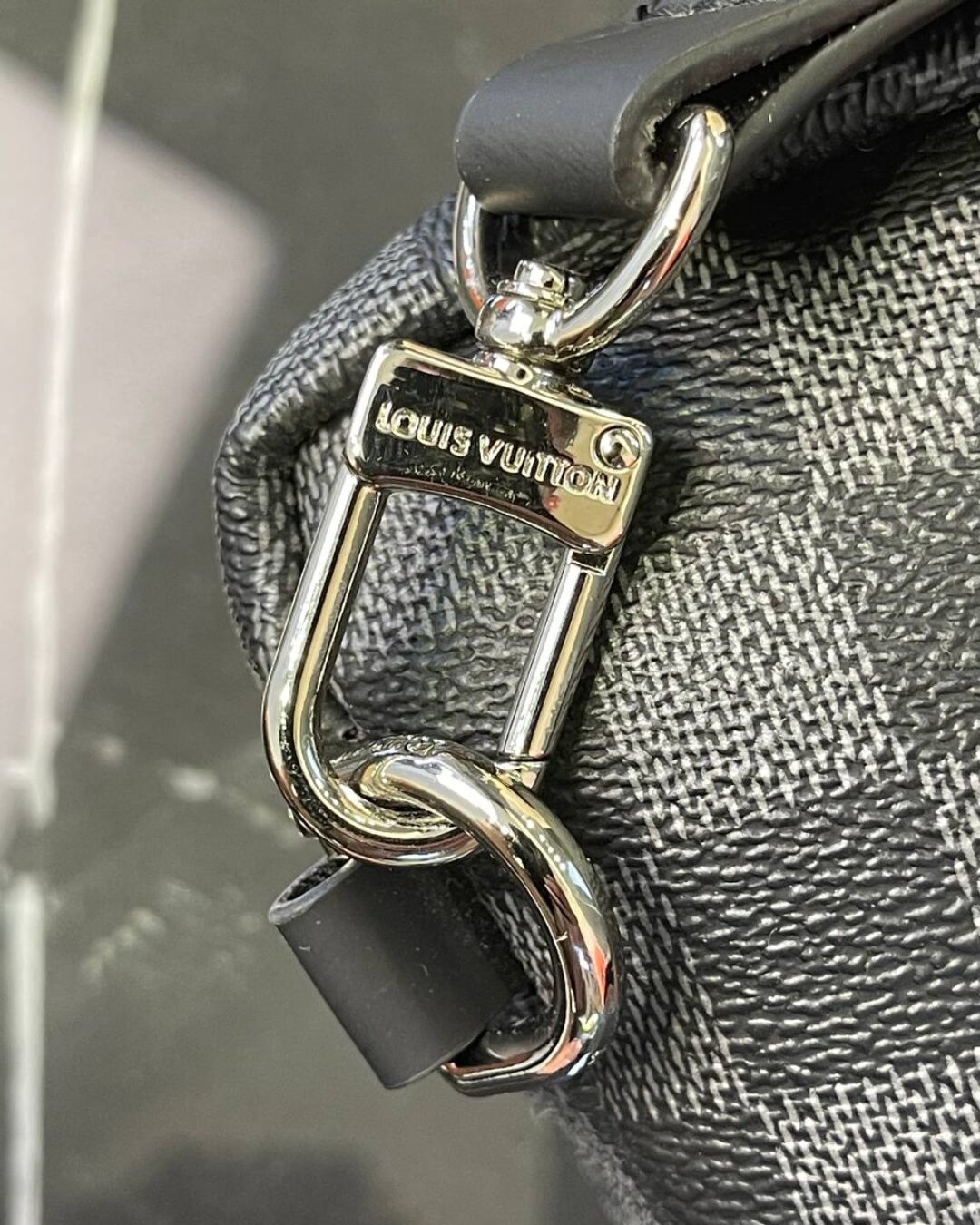 Сумка Louis Vuitton Avenue
