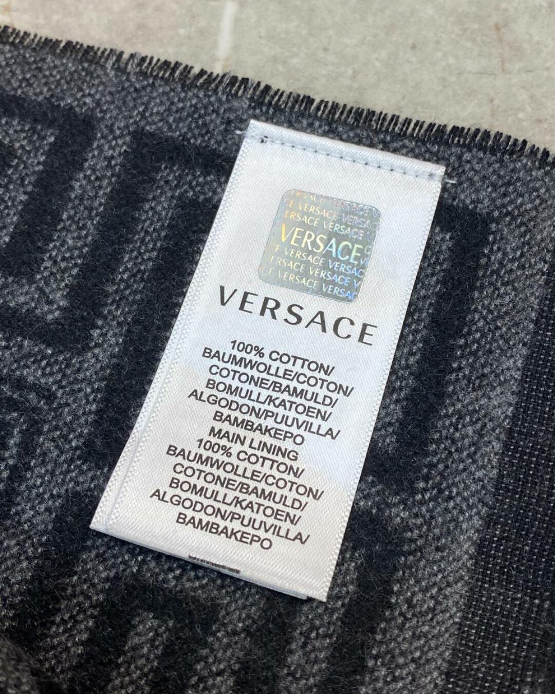 Шарф Versace